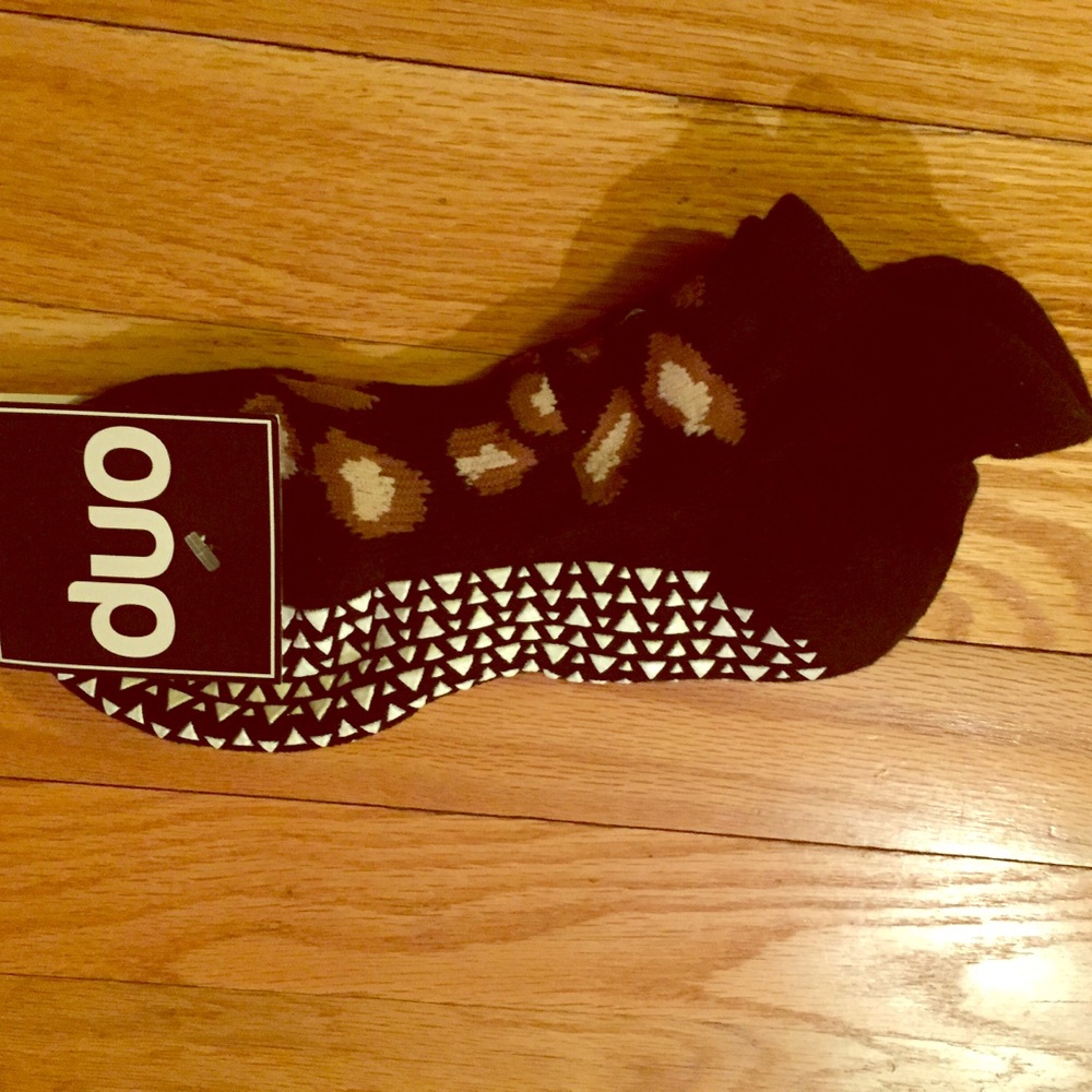 NWT Barre Socks- Black w ‘leopard’ like print.